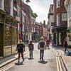 Services sector returns to growth in major boost to UK economy
