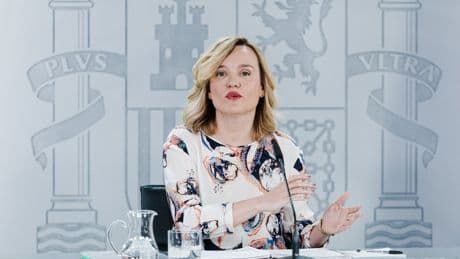 El Gobierno cede y acepta incluir en el orden del día de la cumbre de presidentes los temas que el PP exige debatir