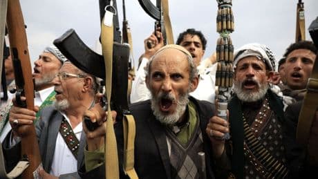Los hutíes de Yemen confirman la muerte de su primer ministro 'de facto' en el ataque israelí del jueves