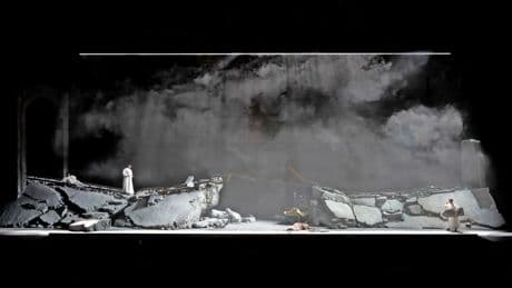 Salzburger Festspiele: Schlotterbrüste, Dickwänste, Gemächte bei den Salzburger Festspielen