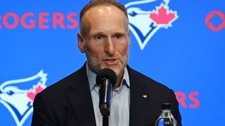 Jays’ Shapiro says he wants to remain with team