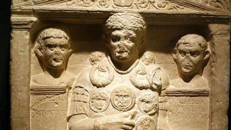 Centuriones, la espina dorsal de las legiones romanas