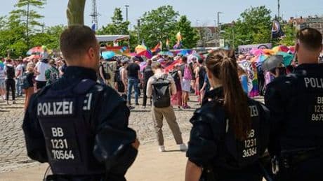 Christopher Street Day: Rechtsextreme Angriffe auf CSD-Paraden – Sachsen und NRW schlagen Alarm
