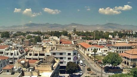 Türkiye vatandaşlarına KKTC'den sevindiren karar: 6 daire, 1 villa! Haberi duyan emlakçılara koştu