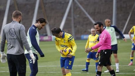Abonados de UD Las Palmas: El corazón que impulsa la agenda social del club canario