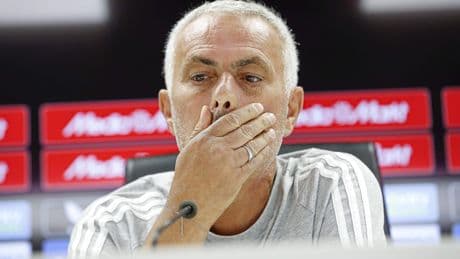 Aangeslagen José Mourinho in tranen na overlijden oud-aanvoerder Jorge Costa (53): ’Een deel van mijn geschiedenis is weg’