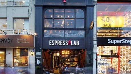 Espressolab, boykot çağrısı nedeniyle Hüseyin Aygün’e tazminat davası açtı