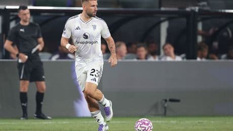 Luke Shaw makes honest admission about ‘stragglers’ in Man United squad