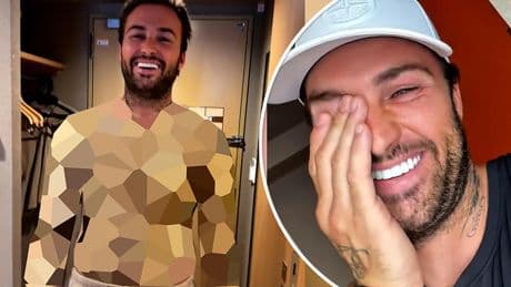 Oeps! Dave Roelvink loopt tegen probleempje aan op vakantie