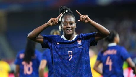 Foot : Melvine Malard de retour à son meilleur niveau avec les Bleues