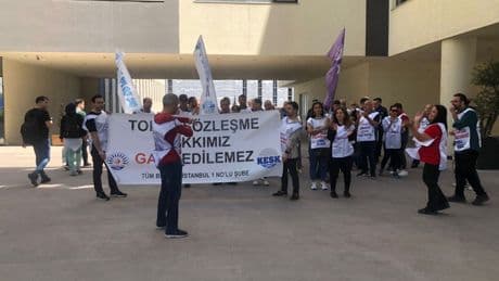 Bakırköy Belediyesinde kamu emekçileri eylemde: “Sıfır zam dayatmasına boyun eğmeyeceğiz”