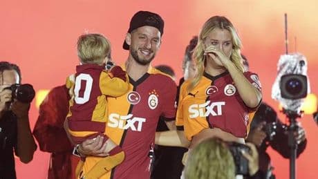 Mertens ailesinin gözyaşları!