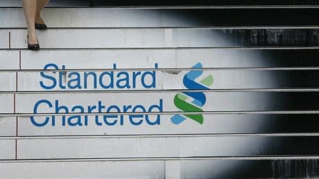 Standard Chartered: Britische Bank mit Milliardenklage konfrontiert