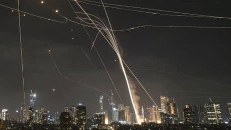 "Bucata la difesa israeliana": qual è il missile di Teheran che ha messo sotto scacco Tel Aviv