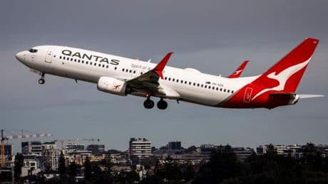Australie : la compagnie aérienne Qantas condamnée à payer 50 millions d’euros pour licenciements illégaux durant le Covid
