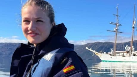 La princesa Leonor manda en RNE un mensaje a todas las gentes del mar: &quot;Envío mi cariño a quienes están lejos de España&quot;