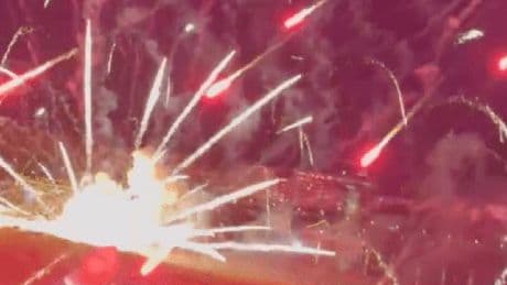 Düsseldorf Rheinkirmes: Feuerwerk explodiert – dann schreien Menschen