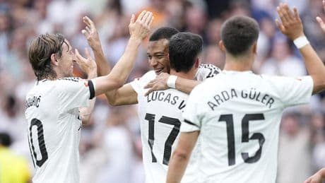 Mbappé se hace de oro ante la Real Sociedad en la tarde del adiós a Modric y Ancelotti