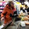 Rode Kruis blijft voedselhulp geven in Nederland, ook al was die tijdelijk bedoeld