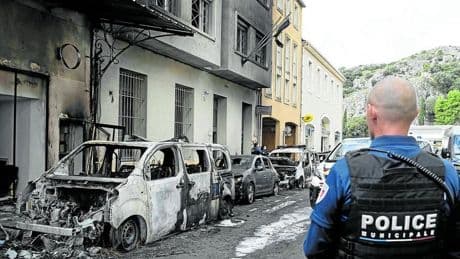 Francia sube el tono en la guerra contra la droga