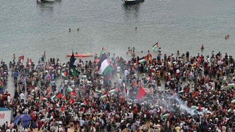 Gaza : le sort incertain de la flottille humanitaire « Global Sumud », toujours bloquée en Tunisie