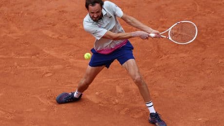 EN DIRECT – Roland Garros : débuts timides pour Medvedev, Bucsa perturbée... suivez le programme de la 3e journée