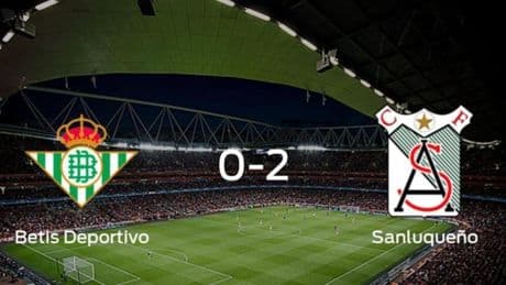 El At. Sanluqueño se impone al Betis Deportivo y consigue los tres puntos (0-2)