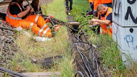 Linksextremismus: Klassen-Klimakampf gegen die Bahn