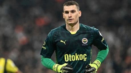 Fenerbahçe'de Dominik Livakovic yol ayrımında