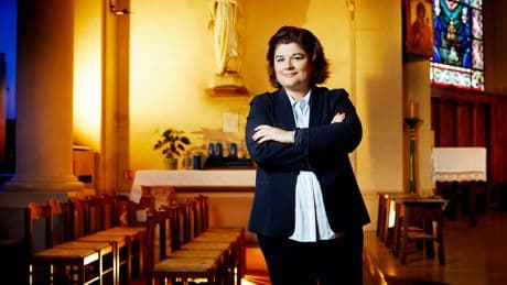 « Et me voilà à Lourdes, au milieu des pèlerins, des messes, des prières. L’enfer ! » : récit d’une conversion improbable