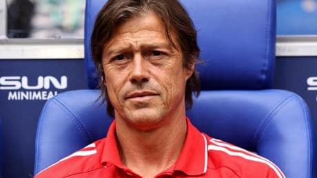 Almeyda ve luces, pero también sombras
