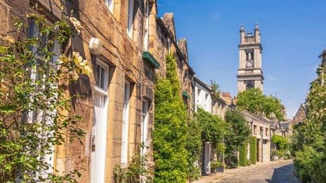 Scotland's top 10 summer holiday destinations as 'vibrant city' tops list