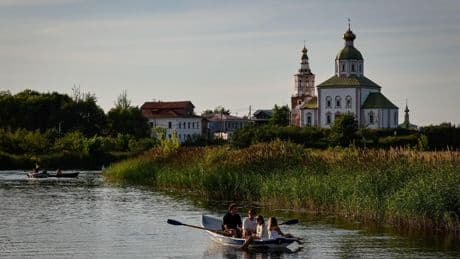 Puissants séismes au large de l'Extrême-Orient russe, alerte tsunami