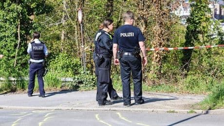 Zeugen gesucht: Tote Seniorin gefunden - Ermittlungen wegen Unfallflucht