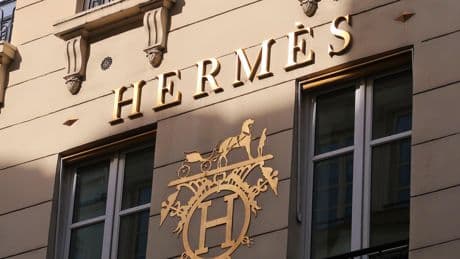Marché chinois, guerre commerciale, incertitudes... Le ralentissement du luxe bouscule la hiérarchie des géants du secteur
