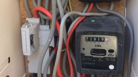 'Shambolic' nationwide meter replacement 'could leave households without hot water'