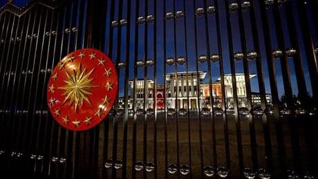 Başdanışman Mehmet Uçum'dan 'yüzde 50+1' mesajı: 8 madde sıraladı