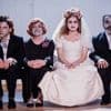"Journée de noces chez les Cromagnons" : Wajdi Mouawad explore la folie familiale dans une pièce à huis clos sous les bombes