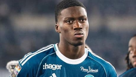 Chelsea, Mamadou Sarr transferini resmen duyurdu