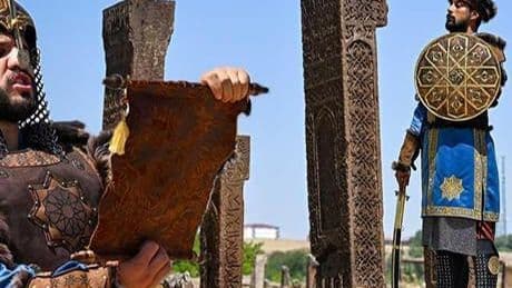 1071’e saygı duruşu! Jandarma, Selçuklu Alp’leri kıyafetiyle nöbette