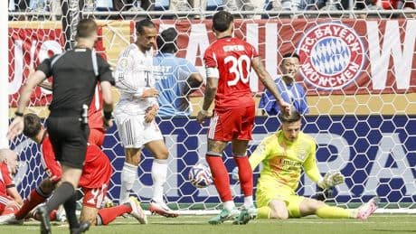 1-0: El Benfica hace historia al ganar al Bayern y es primero de grupo