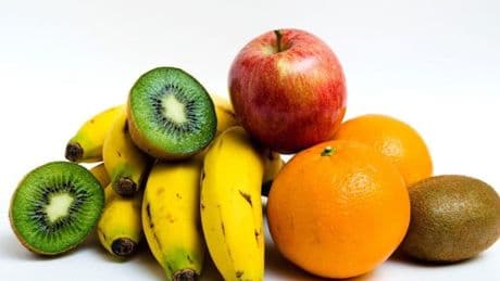 La fruta que una farmacéutica aconseja para dormir mejor: «No hay necesidad de recurrir a medicamentos»