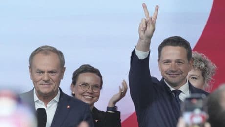 Pologne: dernier débat très vif avant la présidentielle du 18 mai