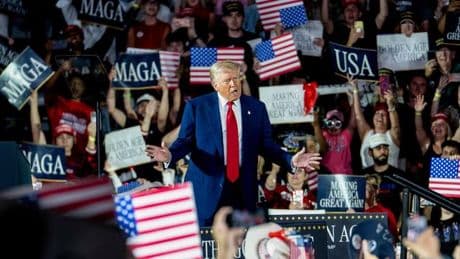 Der US-Überblick am Morgen: Trump feiert 100 Tage im Amt und gratuliert Wahlsieger in Kanada