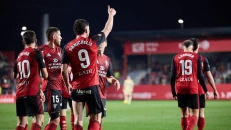 El Mirandés sin jugadores en caso de subir a primera