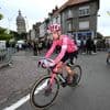 Van den Berg eerste Nederlandse uitvaller in Tour: 'Te veel last na val in rit één'