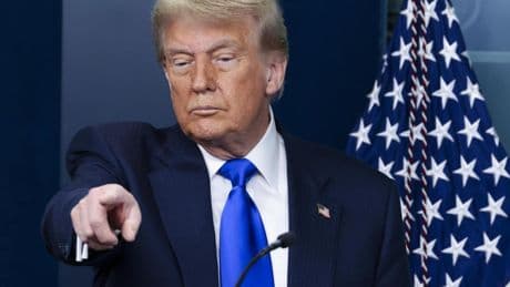 Trump redobla su advertencia a Sánchez: "Garantizo que España cumplirá con el 5 % del gasto en defensa acordado"
