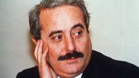 Falcone usato per rilanciare la pista nera