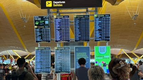 Aena eleva un 15% su resultado neto pese a mayores costes operativos