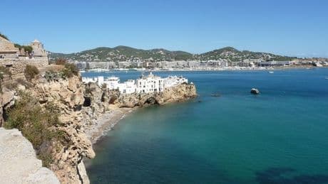Vacanze al mare low cost in Europa: la top ten delle migliori destinazioni, dalla Croazia a Malta